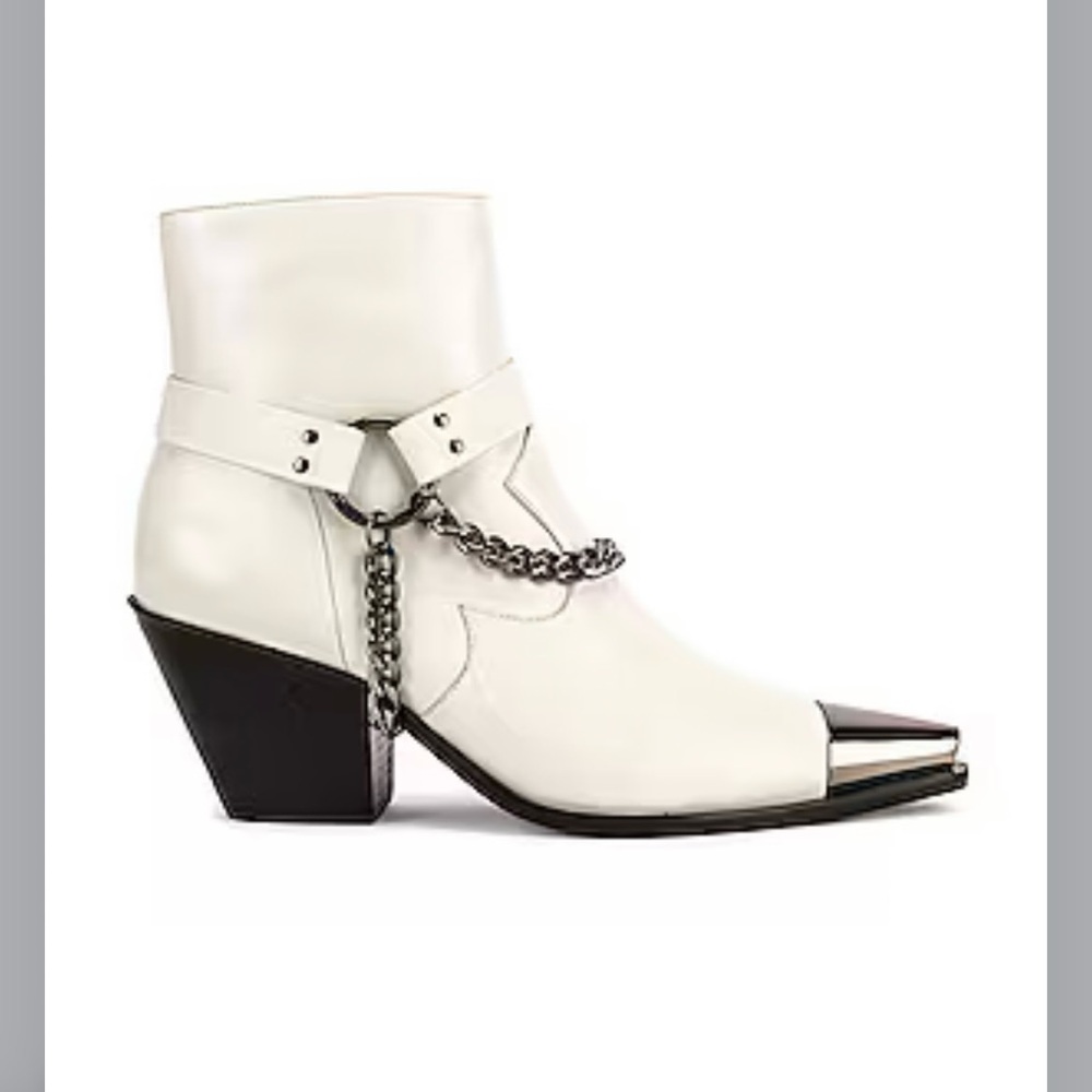 🆕 DUNDAS x REVOLVE Gigi Bootie